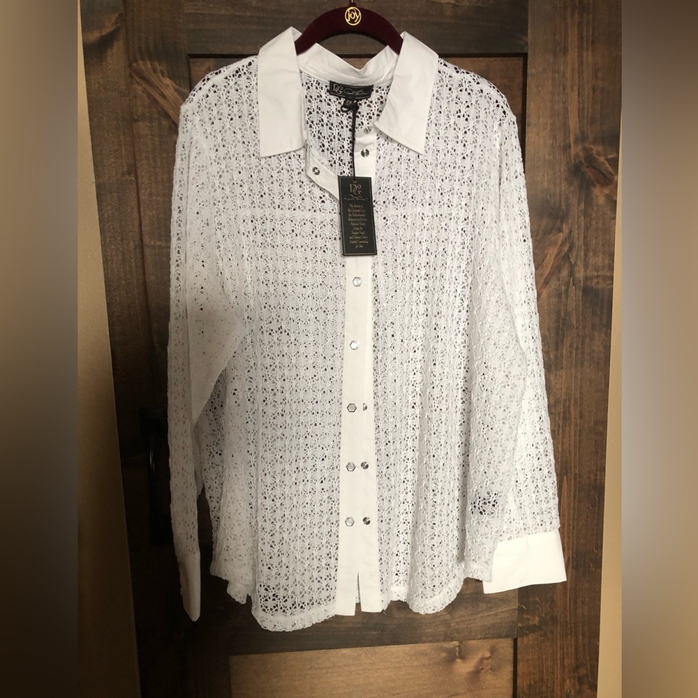 Stretch lace shirt by Diane Gilman